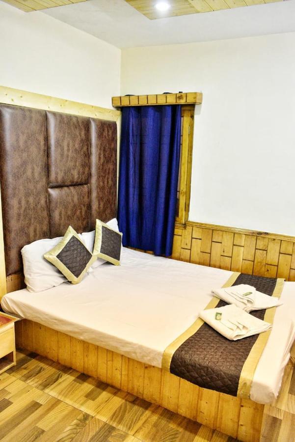 Hotel Central View Manāli Extérieur photo